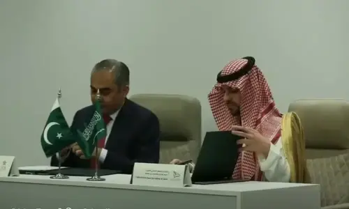 پی سی بی اور سعودی کرکٹ فیڈریشن کا جدہ میں بین الاقوامی کرکٹ اسٹیڈیم تعمیر کرنے کا معاہدہ