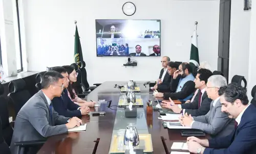چینی کمپنی کی پاکستان کے تیل، ریفائنری اور آف شور انرجی سیکٹرز میں سرمایہ کاری کی پیشکش