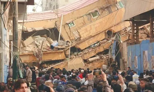 One child killed in Lahore roof collapse