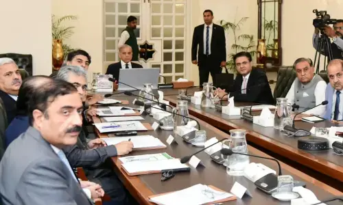 وزیر اعظم کا غیر معیاری سرنجوں پر پابندی عائد کرنے کا حکم