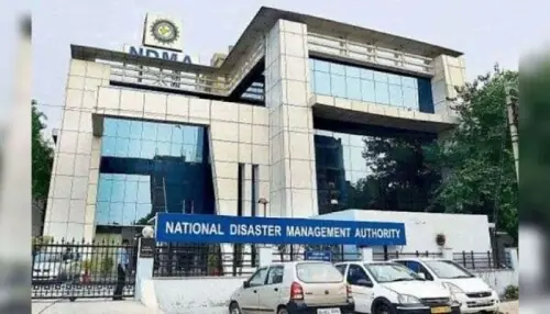 ERC reviews early warning systems, monsoon preparedness
