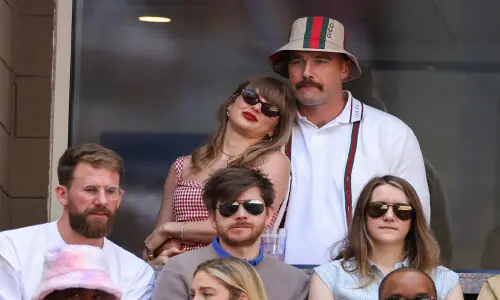 Swift and Kelce marry as global stars swarm 'royal wedding'