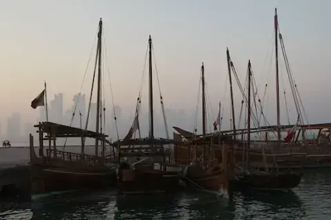قطر نے تمام سمندری سرگرمیاں فوری طور پر بحال کرنے کا اعلان کر دیا