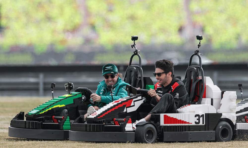 F1 drivers amuse British GP crowd with Lego car chaos