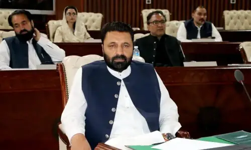 Amjad Hussain sworn in as G-B chief minister