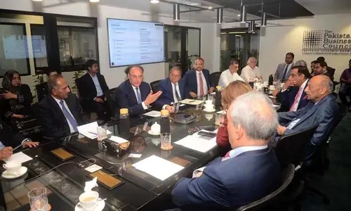 PBC presents export growth agenda to Aurangzeb