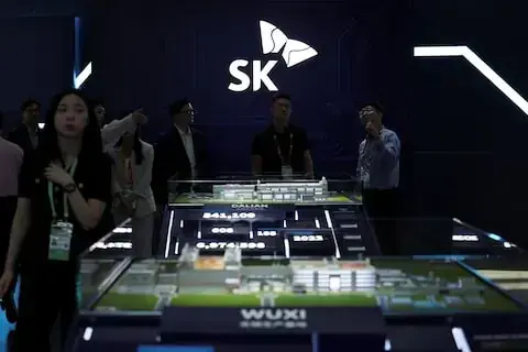SK Hynix to bring ADR funds to South Korea by around July 15, source says