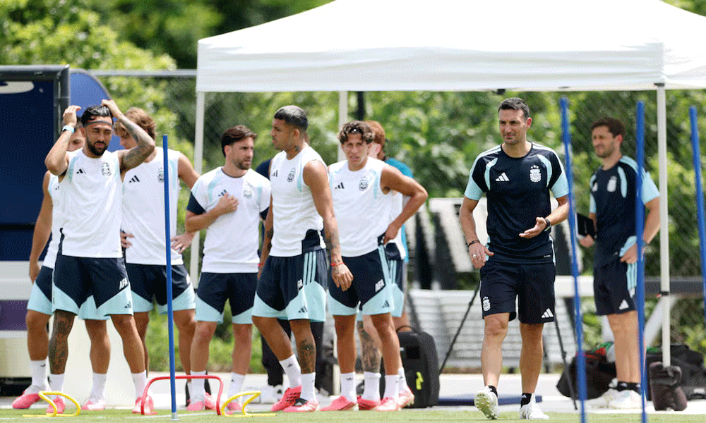 No clear favourites for World Cup, says Argentina's Scaloni ahead of Egypt clash