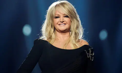 Stars pay tribute to 'Total Eclipse' singer Bonnie Tyler, who has died at 75