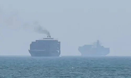 US military says 'traffic is flowing' in Strait of Hormuz