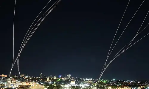 Kuwait, Bahrain say intercepted Iran attacks