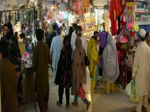 Wholesale grocery markets across Karachi completely shut Wholesale grocery markets across Karachi completely shut
