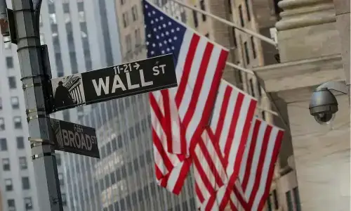 US stocks mostly fall amid angst over AI valuations US stocks mostly fall amid angst over AI valuations