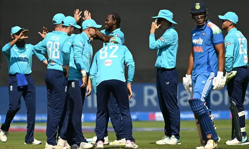 Archer stars as England dismiss India for 233 in 2nd ODI Archer stars as England dismiss India for 233 in 2nd ODI