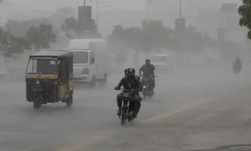 PMD predicts nationwide rain, windstorms as strong monsoon currents penetrate Pakistan