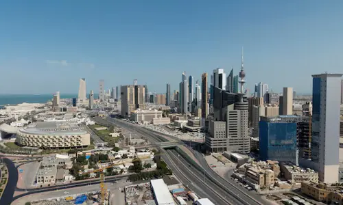 Pakistan, Kuwait discuss expanded defence pact: report