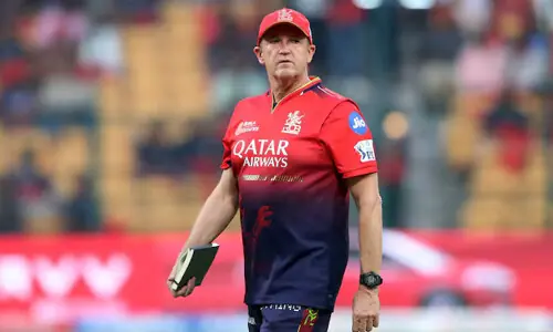 Flower rules himself out of contention as England test head coach