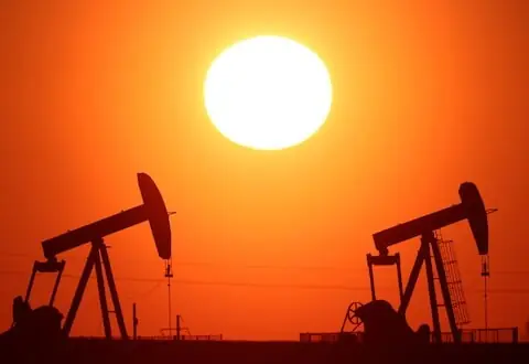 Brent oil tops $90 as US, Iran intensify attacks in Middle East Brent oil tops $90 as US, Iran intensify attacks in Middle East