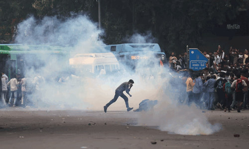 پولیس پھر نوجوانوں کو زخمی کرے گی، کاکروچ پارٹی کا مارچ روکنے کا اعلان
