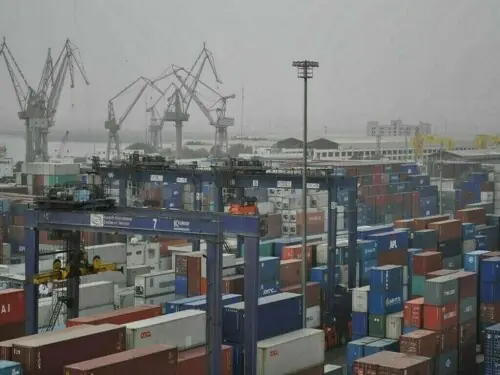 Customs unveils measures to ease KICT, SAPT port congestions Customs unveils measures to ease KICT, SAPT port congestions