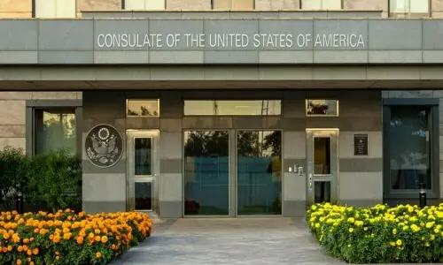 US values economic partnership with Pakistan: CG