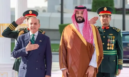 Shehbaz reiterates Pakistan&rsquo;s &lsquo;unwavering support&rsquo; for Saudi Arabia&rsquo;s security, sovereignty