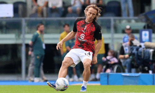 Modric, 40, extends Milan stay until 2027