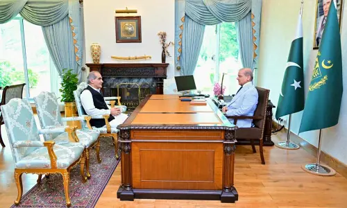 Saad meets PM