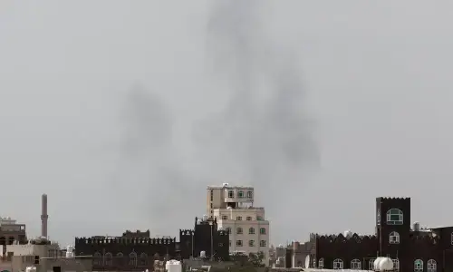 Houthis fire on Saudi oil sites in two ports