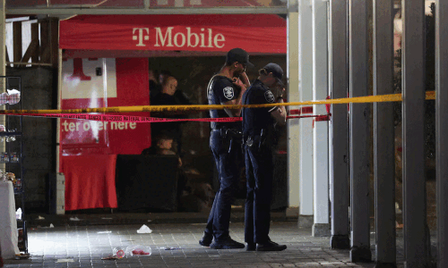 Seattle shooting suspect in custody, local media reports 2 dead, 5 injured