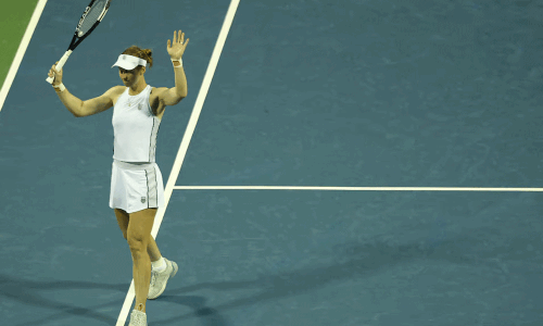 Former DC champ Liudmila Samsonova wins opener