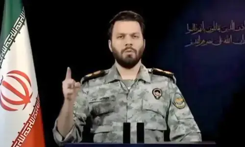 ایران کا انتباہ: منجمد فنڈز بطور ہرجانہ لینے والوں کو آبنائے ہرمز سے گزرنے نہیں دیں گے