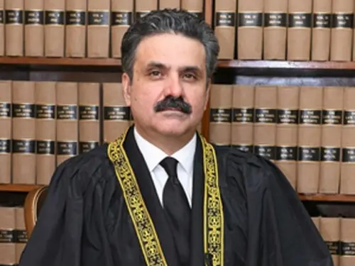 CJP overturns registrar office&rsquo;s objections to IK&rsquo;s petition