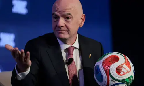 FIFA chief Infantino's position looks unacceptable, head of European leagues says