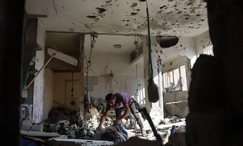 Israeli strikes kill 13 in Gaza