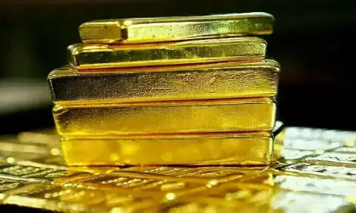 Gold per tola gains Rs1,700 in Pakistan
