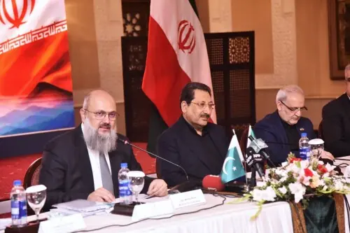 Pakistan, Iran eye early FTA amid $10bn trade target