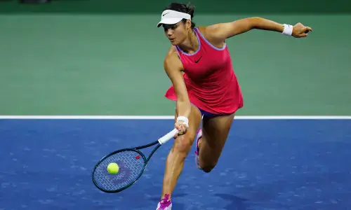 Raducanu out of US Open due to right leg stress fracture, say reports