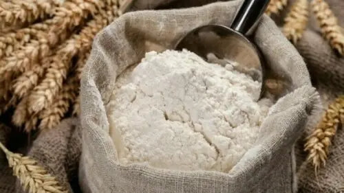 Ex-mill wheat flour price reduced in Karachi
