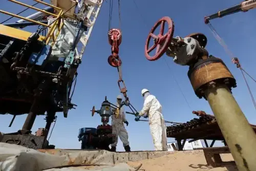 Oil extends declines as investors await outcome of US-Iran talks Oil extends declines as investors await outcome of US-Iran talks