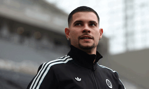 Arsenal agree &pound;75 million deal to sign Newcastle's Guimaraes: reports