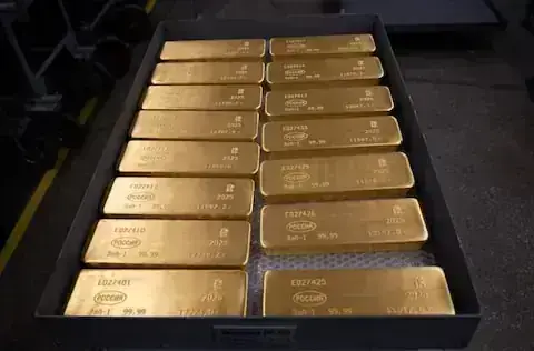 Gold per tola gains Rs10,000 in Pakistan