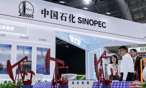 Sinopec steps up Russian oil imports to offset Mideast supply cuts, traders and tracker say
