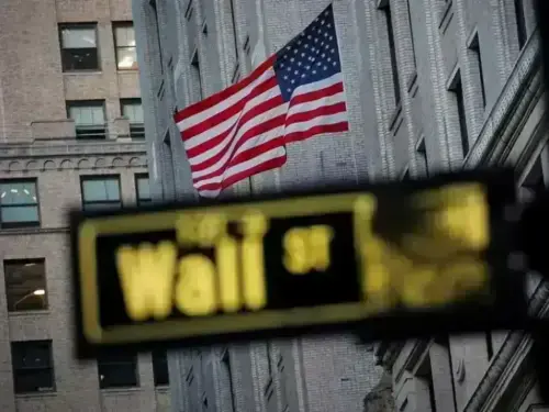 S&P 500 struggles for direction as investors await ME deal