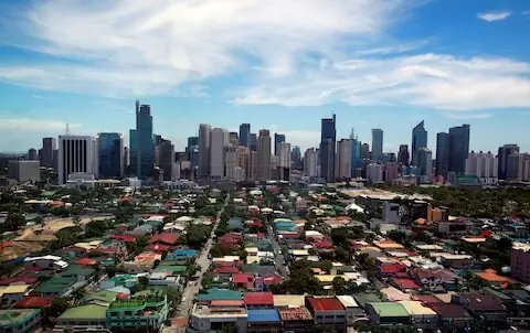 Philippines Q2 GDP grows 2.3% yr/yr, slower than expected