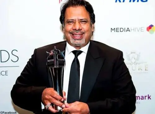 Jahangir Khan inaugurates three new squash courts