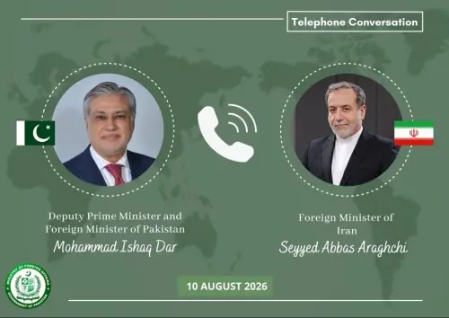 Dar, Araghchi discuss regional developments, Makkah defence pact