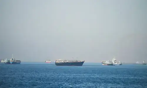 Saudi Red Sea oil exports go dark as Houthi attack threat grows