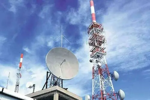 Cheap data, rising costs put Pakistan&rsquo;s telecom economics in focus