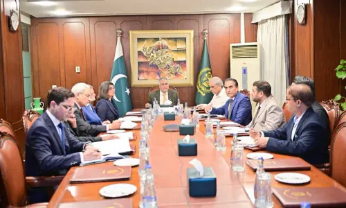 DPM Dar orders intensified diplomatic engagement to secure release of Pakistani hostages